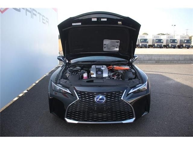 TOYOTA LEXUS IS300H 2021 Image 31