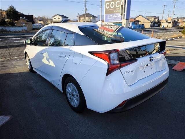 TOYOTA PRIUS 2019 Image 31