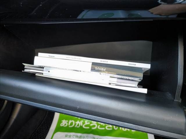 TOYOTA PRIUS 2019 Image 31