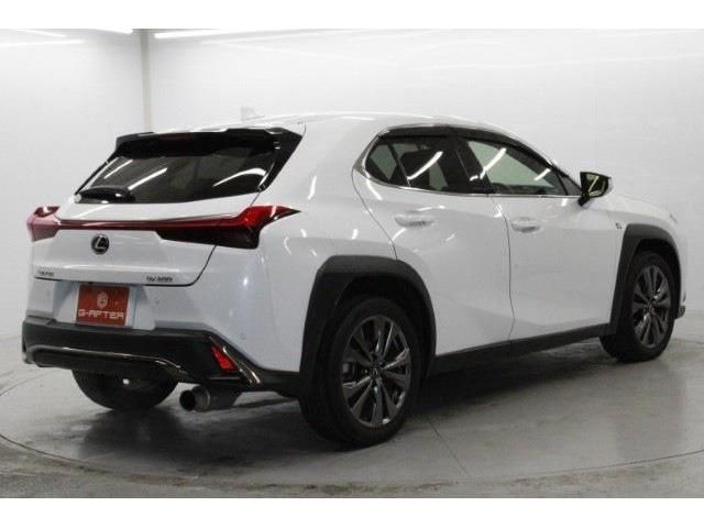 TOYOTA LEXUS UX200 2018 Image 31