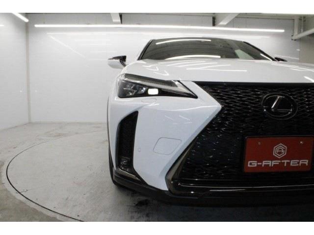 TOYOTA LEXUS UX200 2018 Image 31