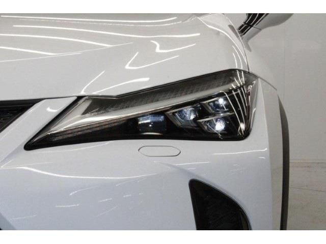 TOYOTA LEXUS UX200 2018 Image 31