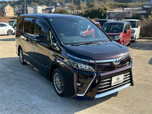 TOYOTA VOXY HYBRID 2019 Image 31