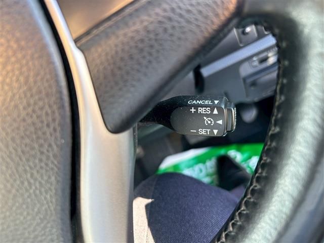 TOYOTA VOXY HYBRID 2019 Image 31