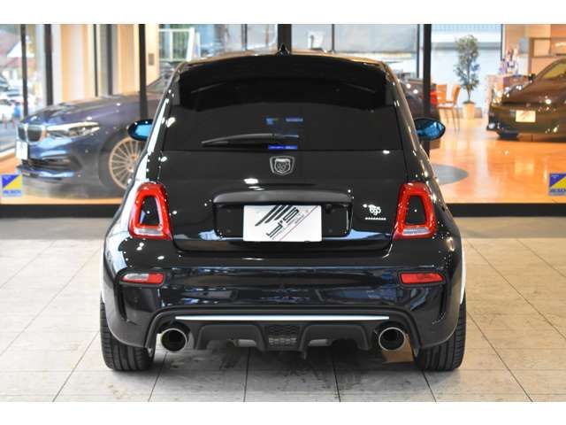 FIAT ABARTH 695 2022 Image 31