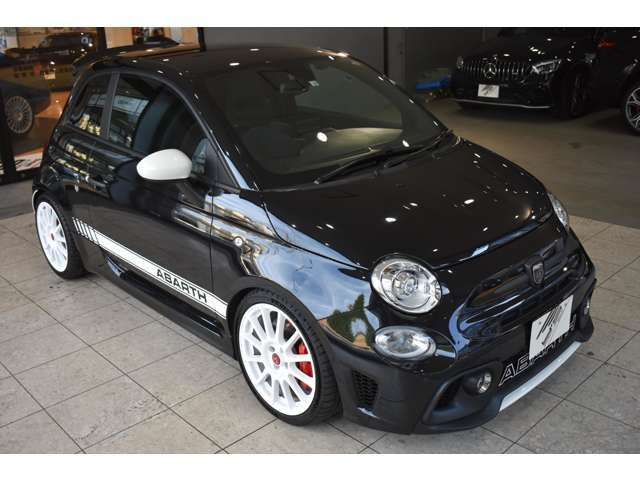 FIAT ABARTH 695 2022 Image 31