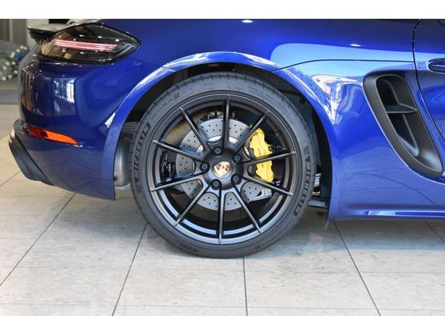 PORSCHE 718CAYMAN 2020 Image 31