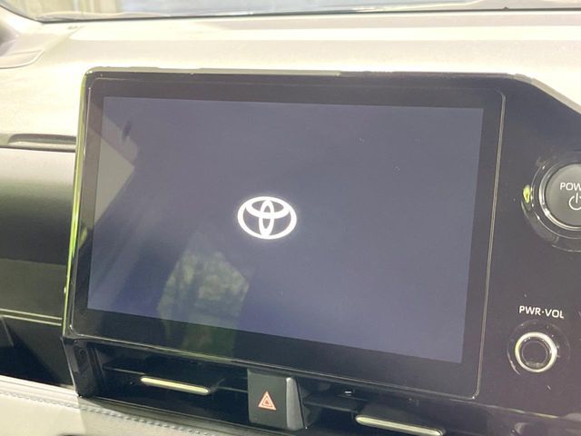 TOYOTA VOXY HYBRID 2023 Image 31