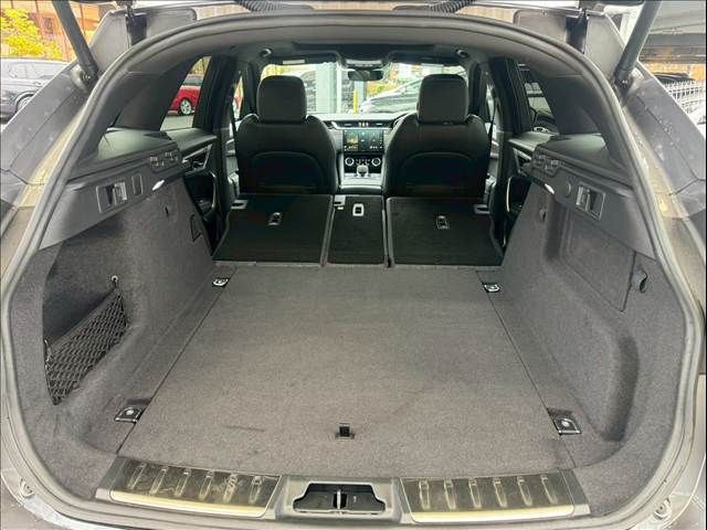 JAGUAR F-PACE 2022 Image 31