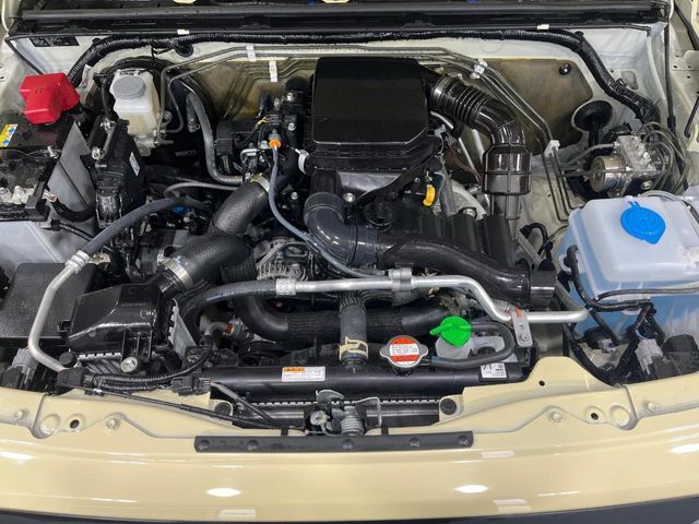 SUZUKI JIMNY 4WD 2024 Image 31