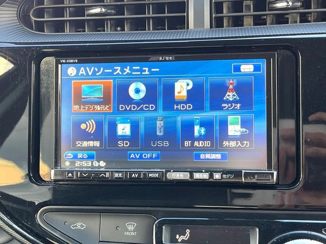 TOYOTA AQUA 2017 Image 31