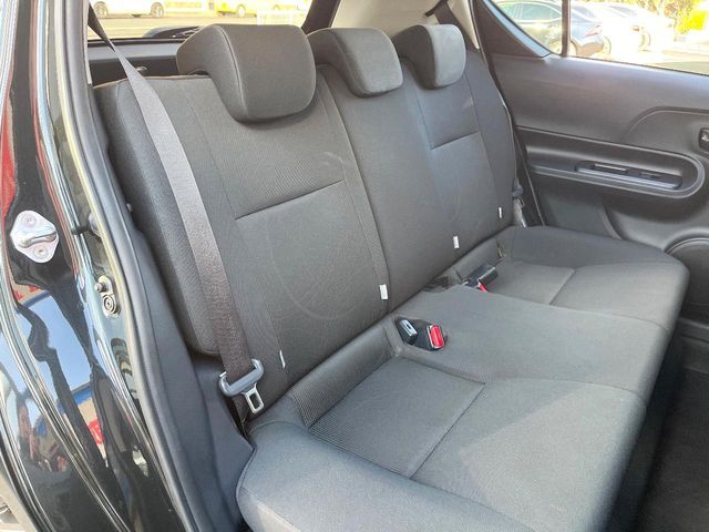 TOYOTA AQUA 2017 Image 31