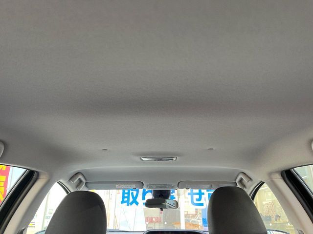 TOYOTA AQUA 2017 Image 31