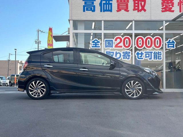 TOYOTA AQUA 2017 Image 31