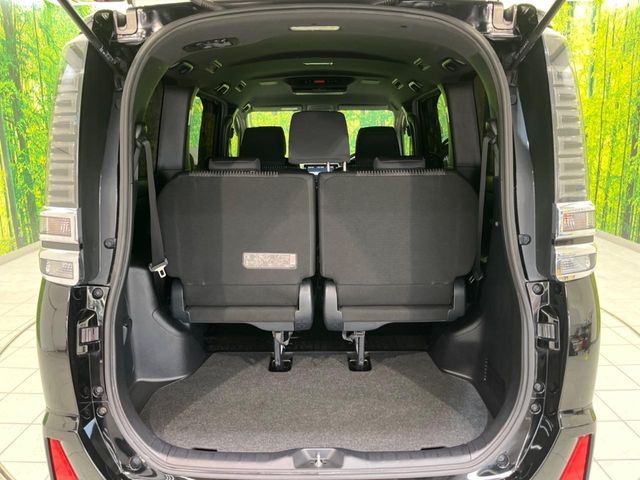 TOYOTA VOXY 2019 Image 31