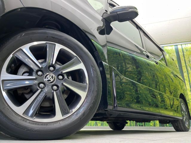 TOYOTA VOXY 2019 Image 31