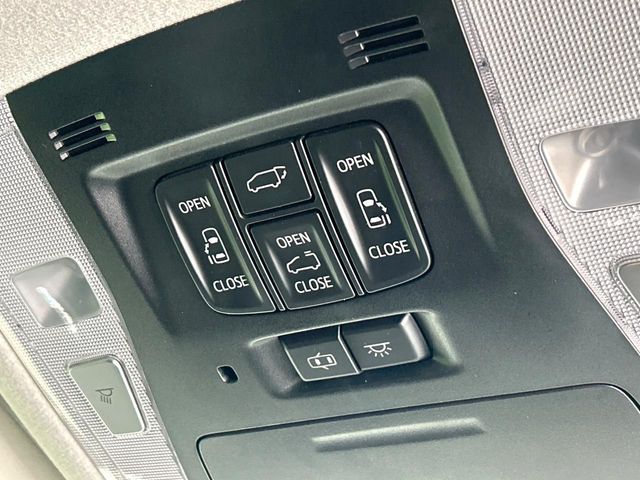 TOYOTA VELLFIRE 2017 Image 31