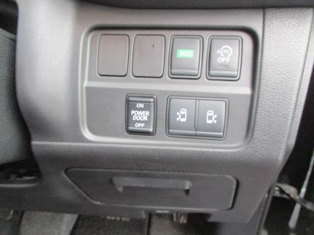 NISSAN SERENA  S-HYBRID 4WD 2017 Image 31