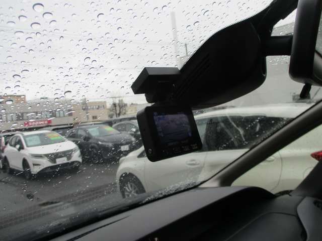 NISSAN SERENA  S-HYBRID 4WD 2017 Image 31