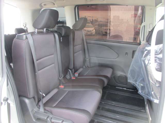 NISSAN SERENA  S-HYBRID 4WD 2019 Image 31