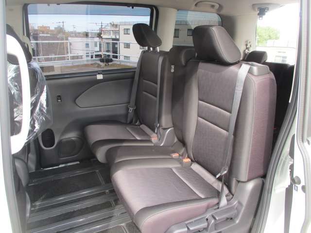 NISSAN SERENA  S-HYBRID 4WD 2019 Image 31