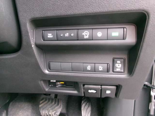 NISSAN SERENA  WG 4WD 2023 Image 31