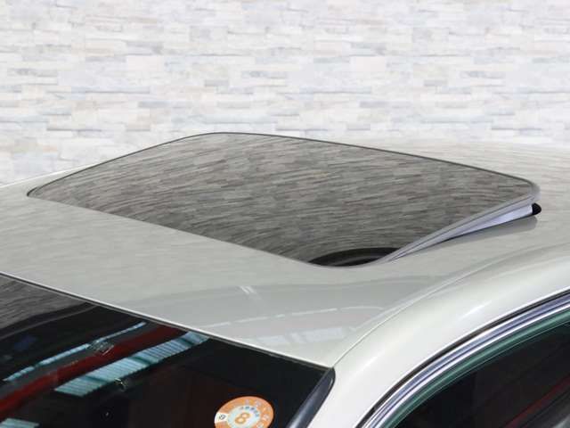 TOYOTA LEXUS IS200T 2015 Image 31