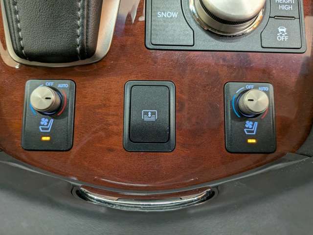 TOYOTA LEXUS LS460 2014 Image 31