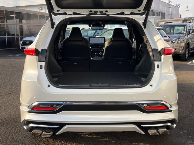 TOYOTA HARRIER HYBRID 2025 Image 31