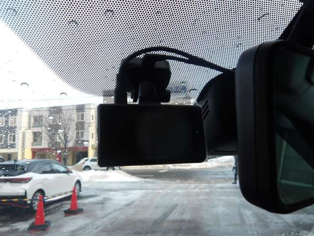 NISSAN SERENA  S-HYBRID 4WD 2022 Image 31