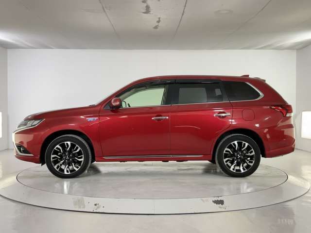 MITSUBISHI OUTLANDER PHEV 2015 Image 31