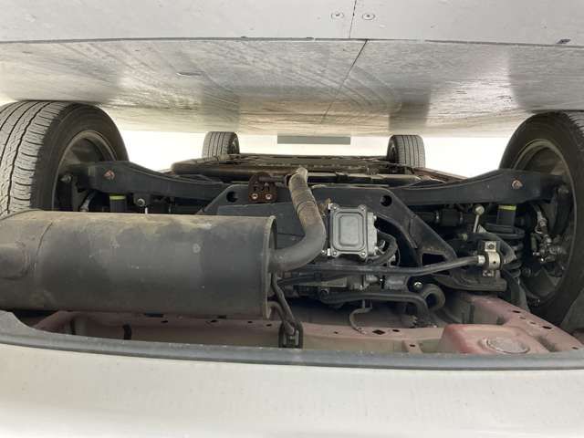 MITSUBISHI OUTLANDER PHEV 2015 Image 31