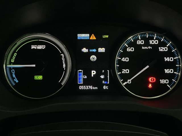 MITSUBISHI OUTLANDER PHEV 2015 Image 31