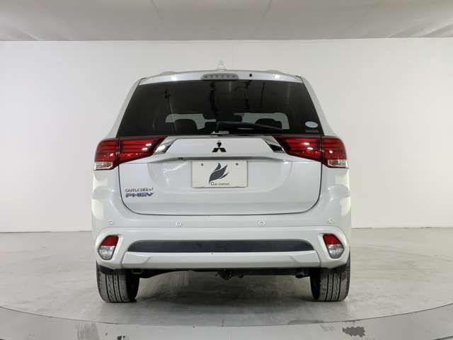 MITSUBISHI OUTLANDER PHEV 2017 Image 31