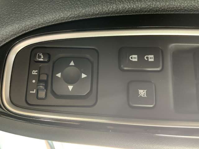 MITSUBISHI OUTLANDER PHEV 2017 Image 31