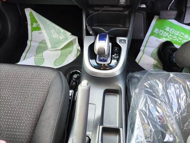 HONDA FIT HYBRID 2015 Image 31