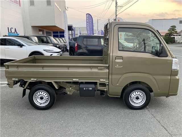 DAIHATSU HIJET TRUCK 4WD 2024 Image 31