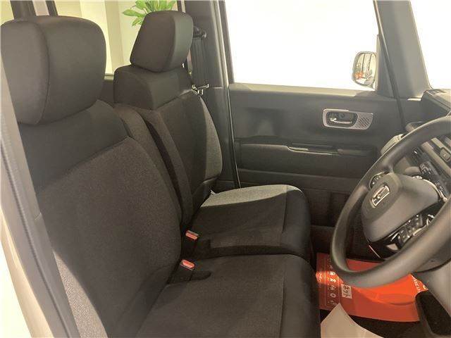 HONDA N BOX 2024 Image 31