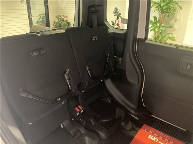 HONDA N BOX 2024 Image 31