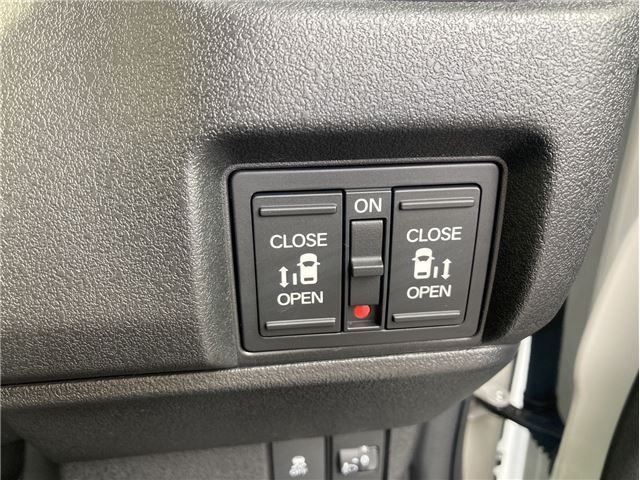 HONDA N BOX 2024 Image 31