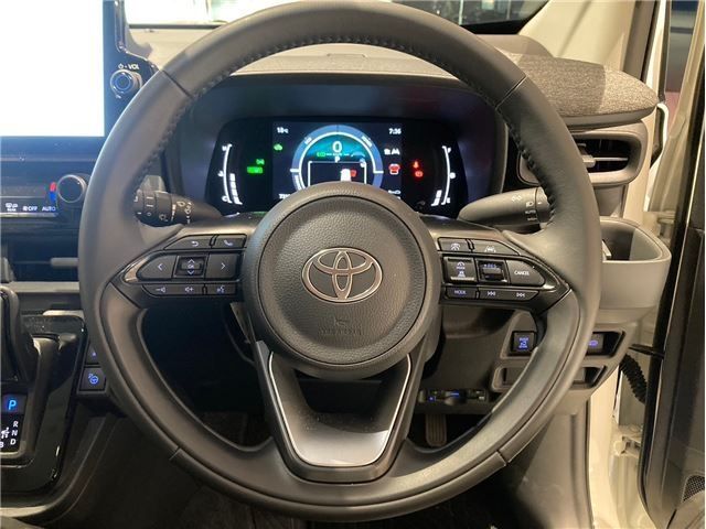 TOYOTA SIENTA HYBRID 2023 Image 31