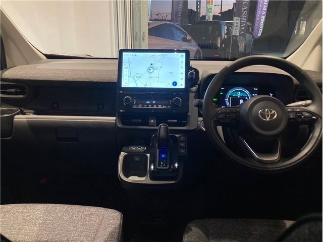 TOYOTA SIENTA HYBRID 2023 Image 31