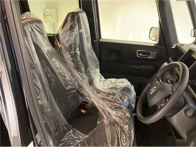 HONDA N BOX CUSTOM 2023 Image 31