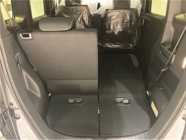 HONDA N BOX CUSTOM 2023 Image 31