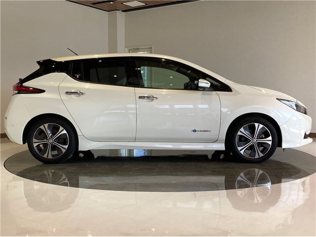 NISSAN LEAF 2018 Image 31