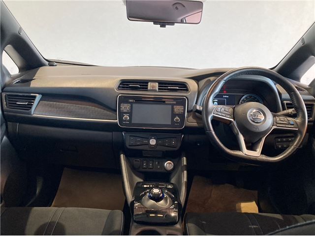 NISSAN LEAF 2018 Image 31