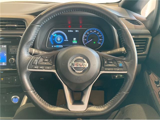 NISSAN LEAF 2018 Image 31