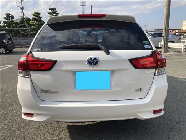 TOYOTA COROLLA FIELDER HYBR 2017 Image 31