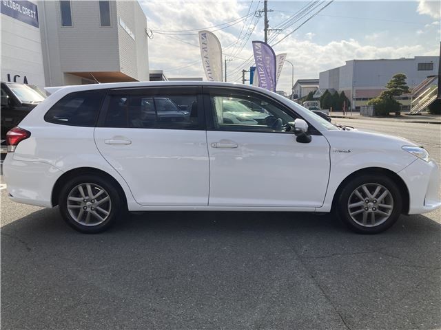 TOYOTA COROLLA FIELDER HYBR 2017 Image 31