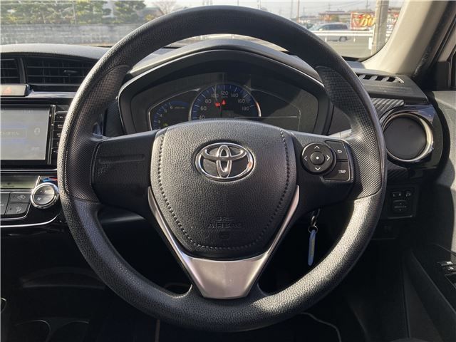 TOYOTA COROLLA FIELDER HYBR 2017 Image 31